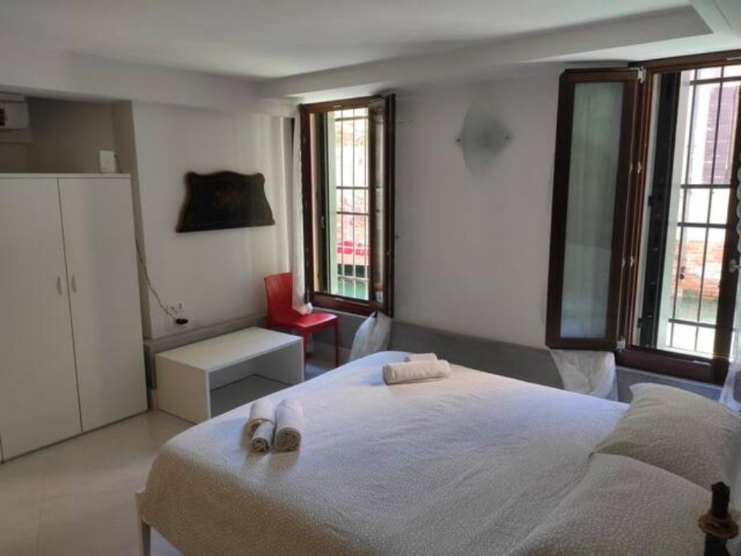 Ca' Priuli 1 Apartment *
