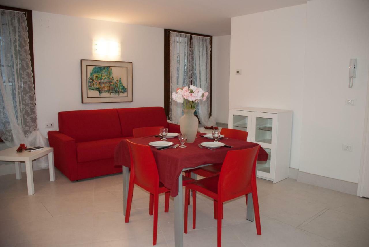 Ca' Priuli 1 Apartment Venice